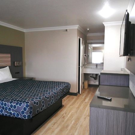 Americas Best Value Inn-Rialto Esterno foto