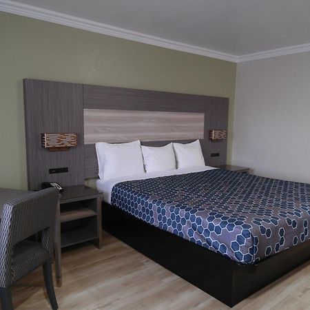 Americas Best Value Inn-Rialto Esterno foto