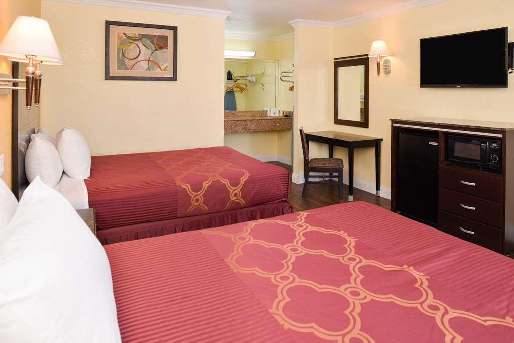 Americas Best Value Inn-Rialto Camera foto